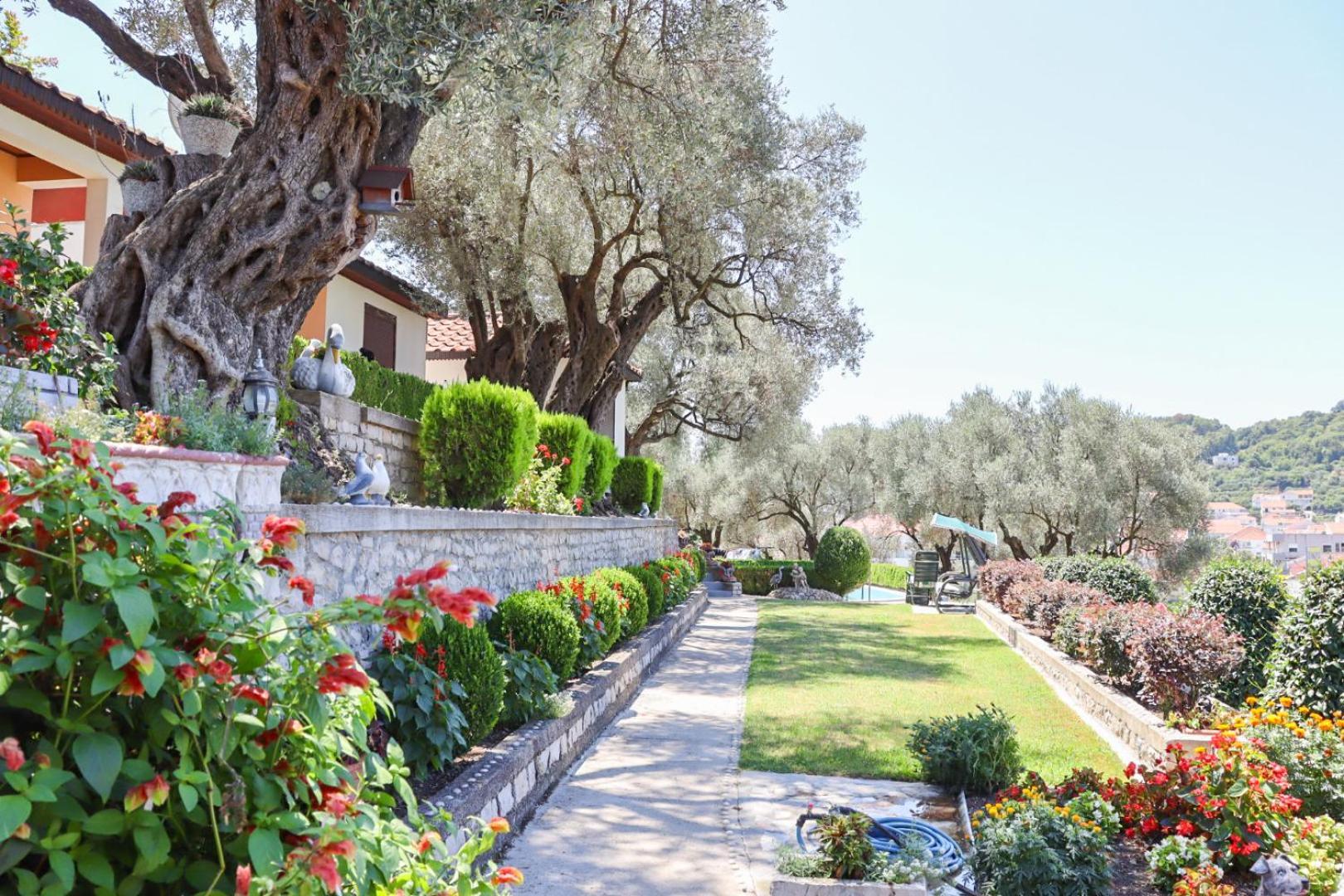 Hilja'S Oliven Garden Bungalows 울친 외부 사진